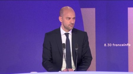 Les évacuations depuis Gaza vers la France suspendues après les propos antisémites d'une étudiante palestinienne à Sciences Po Lille, annonce le ministre des Affaires étrangères