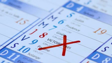 Les Français divisés par la suppression de deux jours fériés