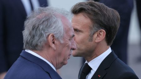 :
    Édito



  



  




    
    L'étrange rappel à l'ordre estival d'Emmanuel Macron à François Bayrou sur l'Algérie