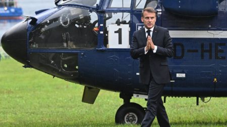 :
    Édito



  



  




      

  

  
    Sommet sur l'Ukraine en Alaska : Emmanuel Macron veut aussi sa part du lion
          Alors que la rencontre entre Vladimir Poutine et Donald Trump se tient sans le président ukrainien et sans les Européens, le président français tente malgré tout d'exister sur la scène internationale.