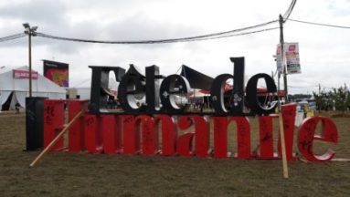 :
    Reportage




  



  




  
  "Ça ne sert à rien" : à la Fête de l'Humanité, des militants ne veulent pas voir les partis de gauche négocier avec Sébastien Lecornu
