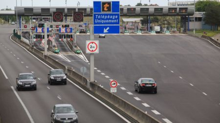 Autoroutes à "flux libres" : 240 000 conducteurs n'ont pas payé leur péage dans les temps après leur passage sur l'A13 et l'A14