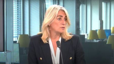 Bayrou mépris : il y a eu beaucoup de mépris de la part de François Bayrou – Vidéo :
Vidéo
"Il y a eu beaucoup de mépris de la part de François Bayrou"