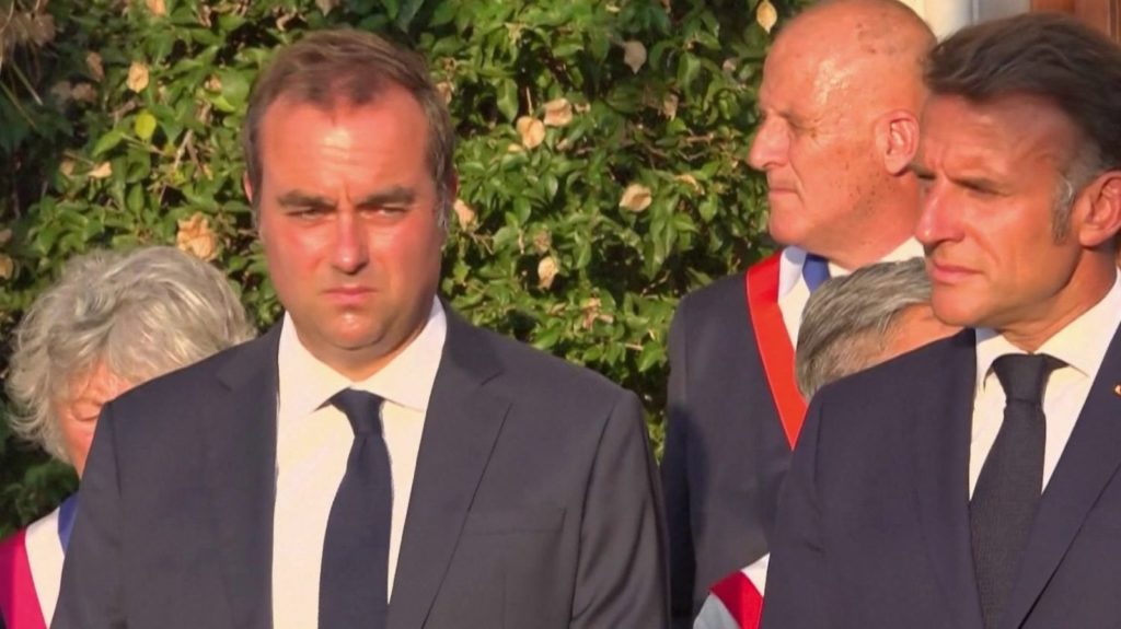 Budget 2026 : Sébastien Lecornu prêt à abandonner la suppression des jours fériés Budget 2026 : Sébastien Lecornu, prêt à abandonner la suppression de jours fériés