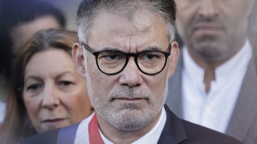 Budget 2026 : les socialistes dénoncent le "jusqu’au boutisme" de Sébastien Lecornu, qui refuse la taxe Zucman et un retour de l'ISF