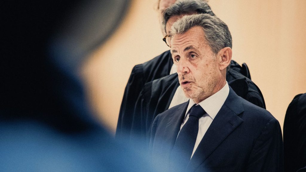 "C'est inquiétant pour l'Etat de droit" : après la condamnation de Nicolas Sarkozy, les attaques contre l'autorité judiciaire vont "crescendo"