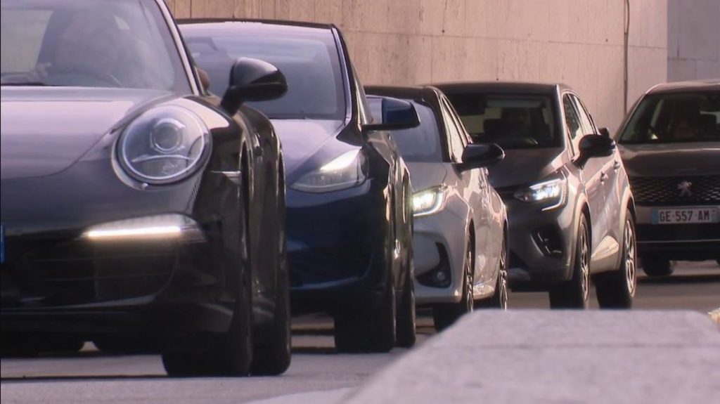 Mans : un jeune homme poignardé après une altercation au volant