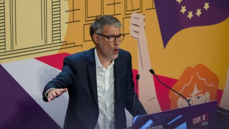 Vote de confiance du 8 septembre : si le gouvernement Bayrou est renversé, les socialistes sont "volontaires pour être les suivants", lance Olivier Faure