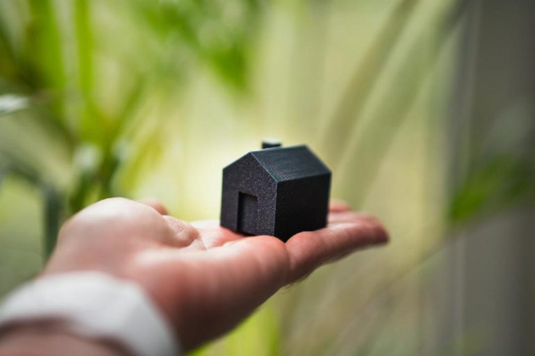 Nos conseils pour économiser sur votre assurance de prêt immo sans perdre en protection