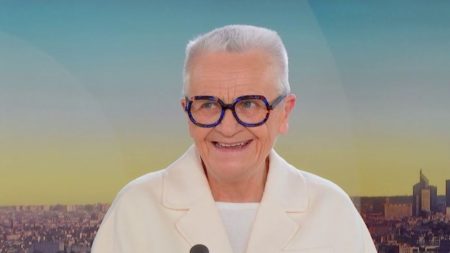 Budget en France: risque de situation difficile, alerte Françoise Gatel "Si la France n’a pas de budget, nous serons dans une situation difficile", alerte Françoise Gatel, ministre de l’Aménagement du territoire et de la Décentralisation.