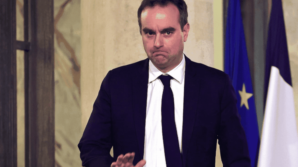 Budget: rejet de la taxe Zucman, maintien de la réforme des retraites – Lecornu fâche la gauche Budget : rejet de taxe Zucman, maintien de la réforme des retraites... Sébastien Lecornu fâche la gauche dans un nouvel entretien