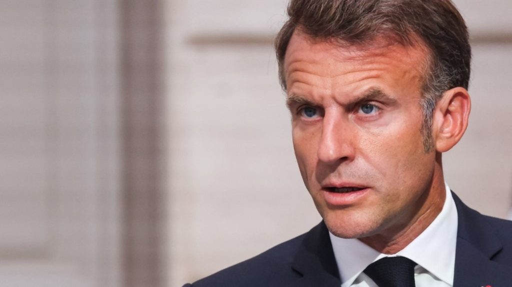 Condamnation de Nicolas Sarkozy : "les attaques et menaces de mort" contre les magistrats "sont inadmissibles", dénonce Emmanuel Macron