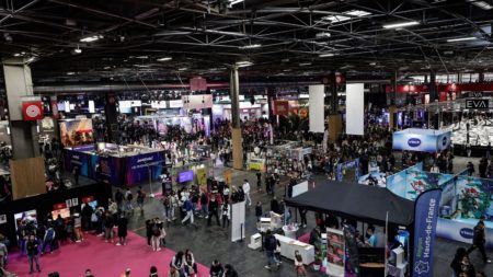 E-sport: les 18-30 ans dépassent l’audience de bien des sports, selon le directeur de PGW E-sport : "Chez les 18-30 ans, ça surpasse l’audience de bien des sports",  s'enthousiasme le directeur de la Paris Games Week