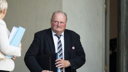 Michel Fournier, le nouveau ministre chargé de la Ruralité, a appris sa nomination devant sa télévision