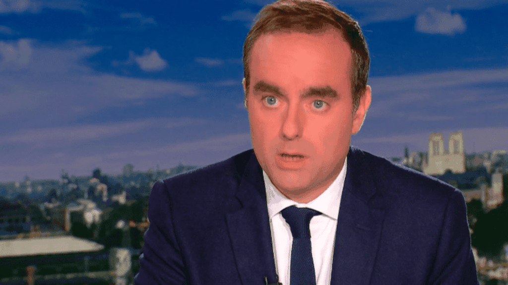 Sébastien Lecornu : démission, dissolution et réformes des retraites au 20 Heures Crise politique : démission, dissolution, réformes des retraites... Les principales déclarations de Sébastien Lecornu au 20 Heures