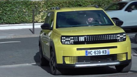 Automobile : les voitures colorées ont le vent en poupe