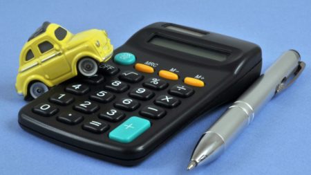Voitures d’occasion: marché en plein essor et conseils d’achat :
    le dernier publié
  
  
      
  
  
    
    Le marché des voitures d’occasion a le vent en poupe
          Les Français se ruent vers les voitures d’occasion, même vieillissantes. Comment bien choisir son véhicule ? Voici quelques conseils avant d’acheter.
    
    
      
              
          Diffusé le 25/10
                      
            
  
  
  
    
        2min