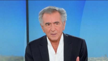 BHL dénonce après libération de Boualem Sansal: 360 jours en prison pour rien "Il a passé 360 jours en prison, pour rien", dénonce Bernard-Henri Lévy après la libération de Boualem Sansal