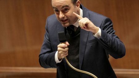 Boualem Sansal: Lecornu parle du soulagement de la France :
Vidéo
Grâce de Boualem Sansal : Sébastien Lecornu dit le "soulagement" de la France