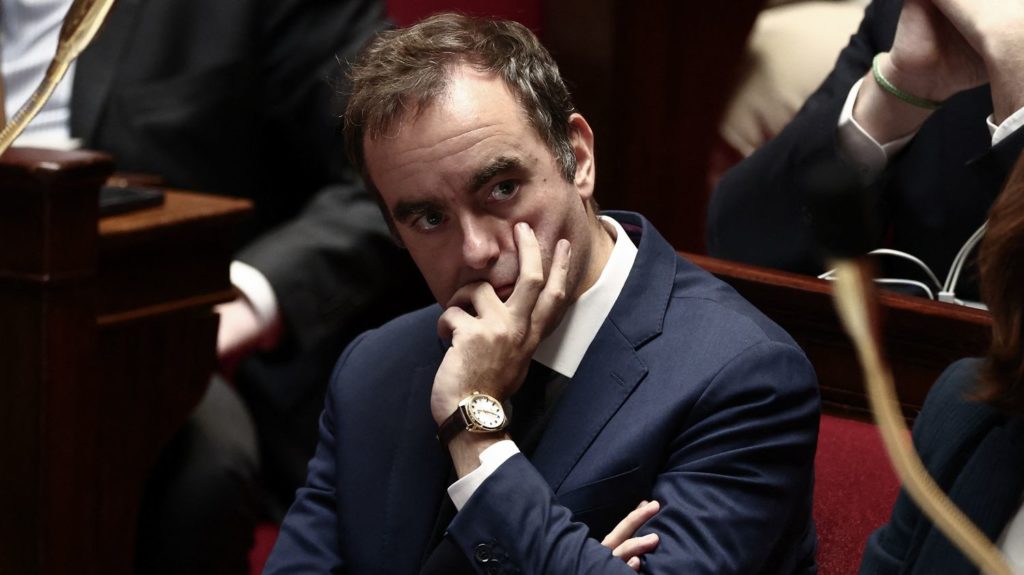 Budget 2026 : on vous explique pourquoi son adoption par le Parlement paraît de plus en plus compromise