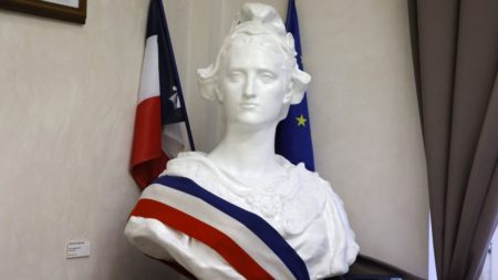 Élections municipales : seulement 23% des communes de moins de 1 000 habitants ont des conseils municipaux proches de la parité