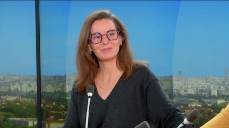 Ingérences russes en France: l’UE doit répondre par des contre-outils, analyse Morgane Fert Malka Ingérences russes en France : "C'est aujourd'hui à l'Europe de pouvoir y répondre avec des contre-outils", analyse Morgane Fert Malka