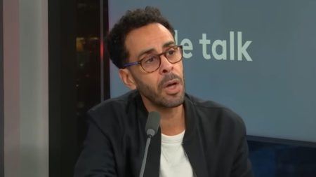 Jeunes en Marche : crise interne — « C’est un gros divorce » :
Vidéo
Crise interne chez les Jeunes en Marche : "C'est un gros divorce"