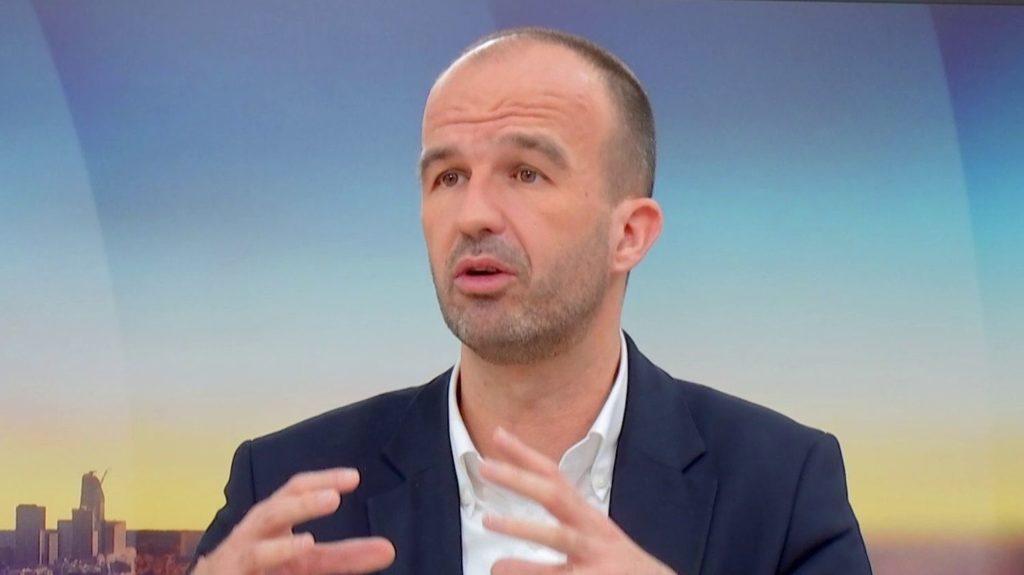 Narcotrafic: Manuel Bompard prône le démantèlement des réseaux plutôt que la chasse au consommateur Narcotrafic : "Plutôt que de chasser le consommateur, il faut concentrer les moyens dans le démantèlement des réseaux", selon Manuel Bompard, élu LFI des Bouches-du-Rhône