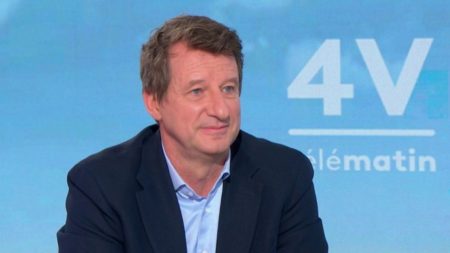 Présidentielle 2027: Jadot affirme que Mélenchon-Glucksmann ne s’uniront pas après Marine Tondelier Présidentielle 2027 : "Rassembler de Mélenchon à Glucksmann, ça n'existera pas", juge Yannick Jadot après la candidature de Marine Tondelier