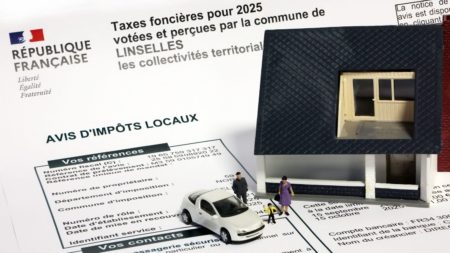 Hausse de la taxe foncière : Sébastien Lecornu tente de calmer la colère avec l'annonce d'"une consultation flash"