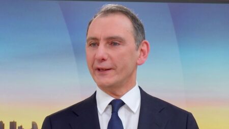 Capture de Nicolas Maduro : "Parce que la France n'a plus ce rôle central, on a aujourd'hui un Donald Trump qui se croit autorisé à tout faire", estime Laurent Jacobelli, député RN