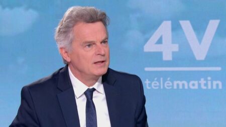 Capture de Nicolas Maduro : "On a un président qui se couche, qui fait le paillasson devant Trump", tance Fabien Roussel