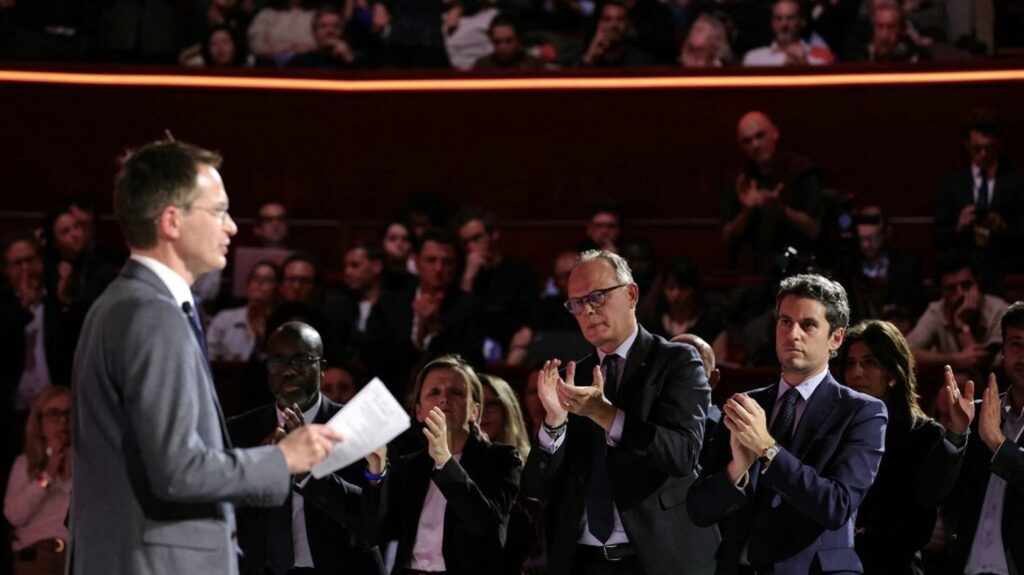 Bournazel porte le changement et vise le vote utile face à Dati et Grégoire à Paris "Celui qui peut porter le changement" : Pierre-Yves Bournazel veut incarner le "vote utile" face à Rachida Dati et Emmanuel Grégoire pour les municipales à Paris