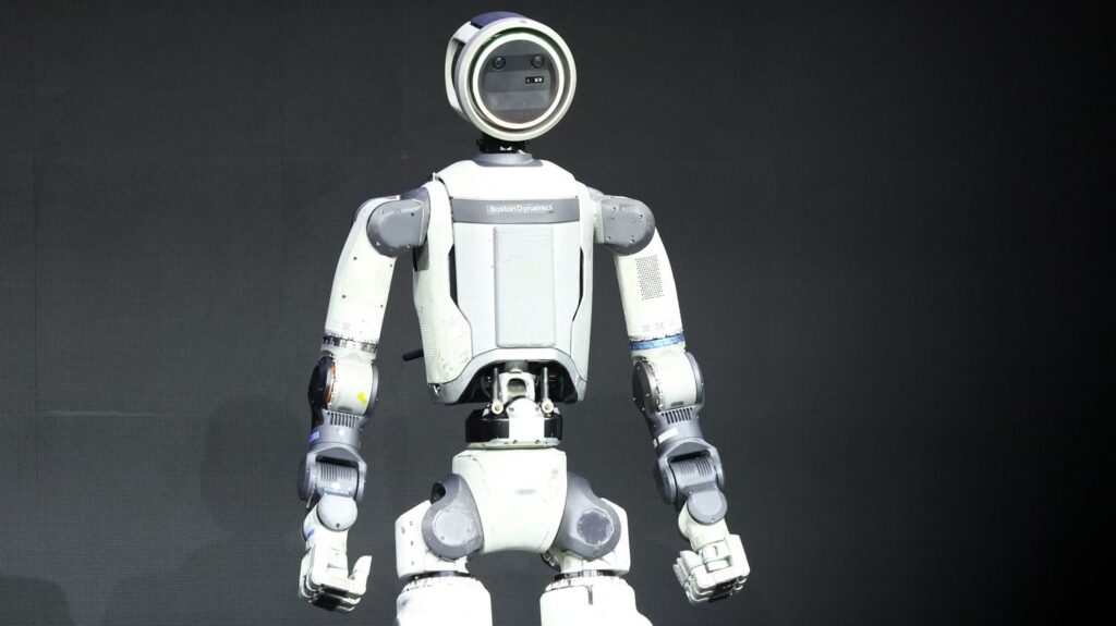 :
    le dernier publié



  



  




      

  

  
    
    En Corée du Sud, des élus veulent protéger les emplois menacés par les robots Atlas dans les usines automobiles

          Des entreprises sud-coréennes s'apprêtent à déployer des robots humanoïdes dans les usines, remplaçant progressivement les ouvriers. Des élus viennent de déposer un projet de loi visant à obliger l'État à préparer les travailleurs humains à cette transition.
    
    

      
              
          Diffusé le 11/02
                      
            



  

  
  
    
        2min