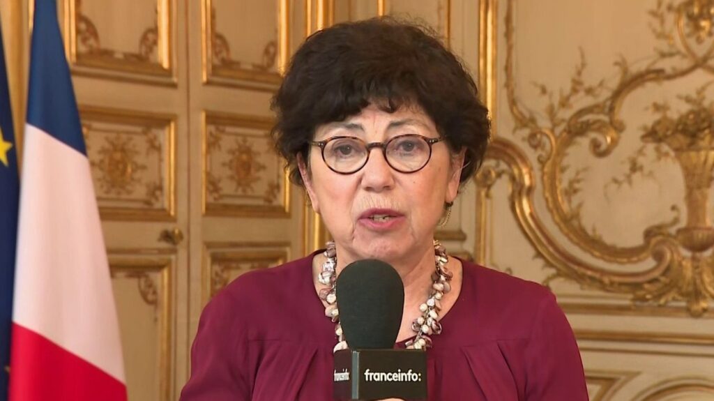 Crues : "Il faut que nous discutions avec les collectivités, le monde industriel, le monde agricole, d'un certain nombre de mesures qu'il va nous falloir prendre de façon rapide", explique Monique Barbut, ministre de la Transition écologique