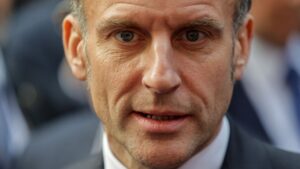 "Que chacun reste chez soi" : Emmanuel Macron s'agace des commentaires de Giorgia Meloni autour de la mort de Quentin Deranque