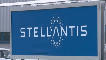 Stellantis: perte record de 22 milliards d’euros pour 2025 Automobile : Stellantis affiche une perte record de 22 milliards d'euros pour 2025