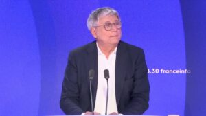 Carburants : Éric Coquerel demande au gouvernement de "réfléchir à un blocage des prix"