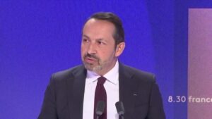 Prix des carburants : le RN accuse l’État de profiter de la hausse Prix des carburants : "L'État profite de cette hausse, l'État s'en met plein les poches", accuse le RN Sébastien Chenu