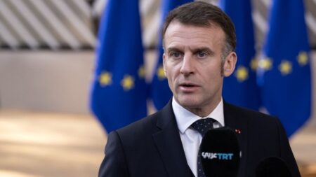 Projet d'avion de combat européen : Emmanuel Macron annonce une "mission de rapprochement" pour tenter de réconcilier Airbus et Dassault