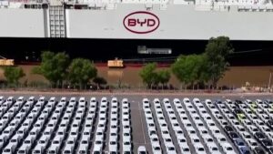 Voitures électriques : les ventes continuent de grimper malgré les prix des carburants Prix des carburants : les ventes de voitures électriques continuent de grimper