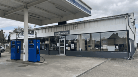 "Aujourd'hui, c'est invivable" : luttant pour leur survie, la moitié des stations-service indépendantes risquent de disparaître d'ici dix ans