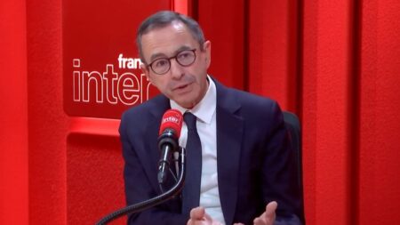 Alliance avec le RN pour 2027 : "Jamais on ne l'a fait, pourquoi on le ferait demain ?", interroge le président des Républicains, Bruno Retailleau