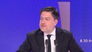 Carburants : le maire de Marseille étudie la possibilité de rendre gratuit le stationnement et interpelle la Métropole sur le "prix du ticket" des transports en commun