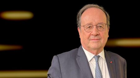 :
    Podcast




  



  




  
  François Hollande : "Aujourd'hui, qui peut dire qu'il va être président demain ?"