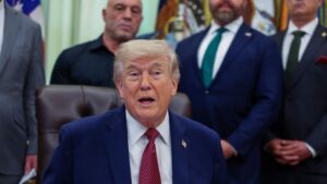 Guerre au Moyen-Orient : Donald Trump dit prolonger le cessez-le-feu jusqu'à ce que l'Iran "présente une proposition", le blocus des ports iraniens maintenu