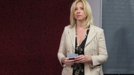 "Ces six dernières années, jamais les maires n'ont été victimes de tant de d'incivilités", estime la vice-présidente de l'AMF