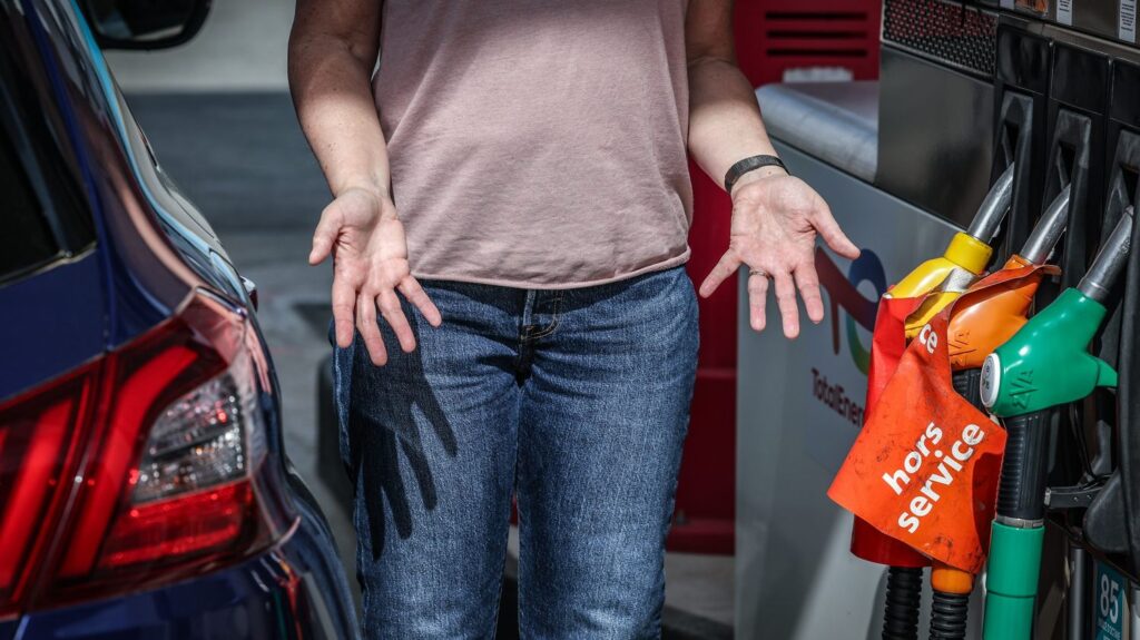 Prix de l’essence: 66 % des stations TotalEnergies en rupture d’au moins un carburant Hausse du prix de l'essence : 66% des stations du groupe TotalEnergies en rupture temporaire d'au moins un carburant