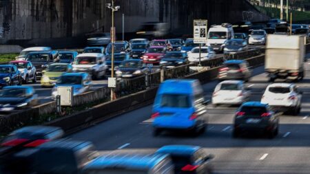 Prix des carburants : les transporteurs routiers prévoient une opération escargot sur le périphérique parisien lundi prochain