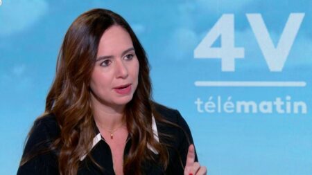 :
    Vidéo




  



  




  
  L'ex-candidate Reconquête aux municipales à Paris Sarah Knafo reconnaît avoir échangé avec Nicolas Sarkozy, mais assure qu'il n'a joué "aucun rôle" dans son désistement